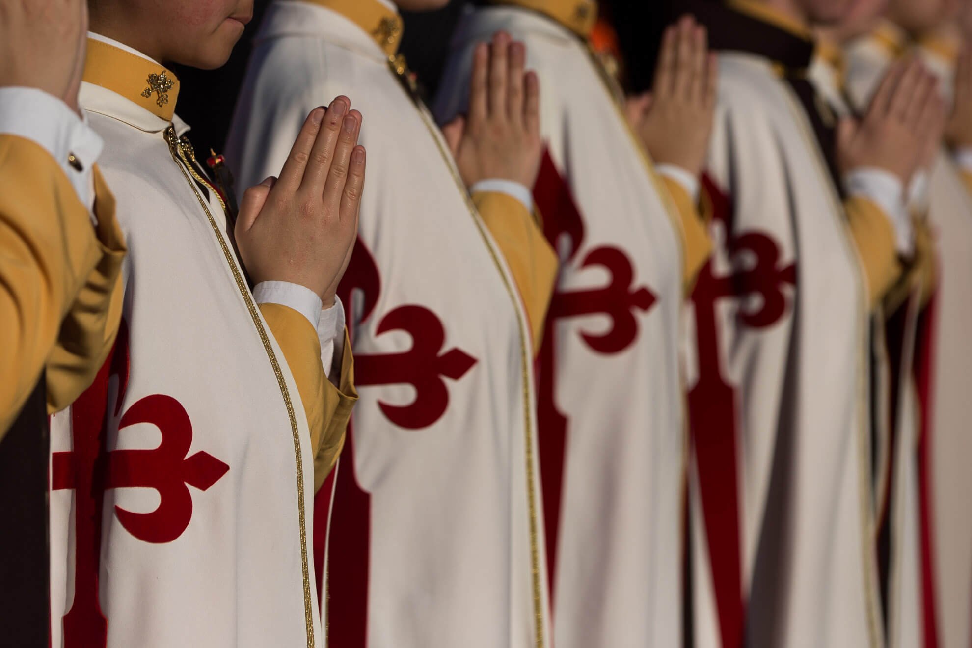 A comunidade de pouco mais de 3 mil pessoas nasceu com base em dogmas católicos