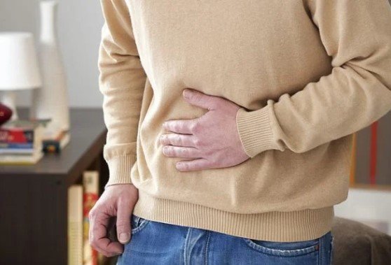 Covid: conheça 6 sintomas gastrointestinais da variante Ômicron